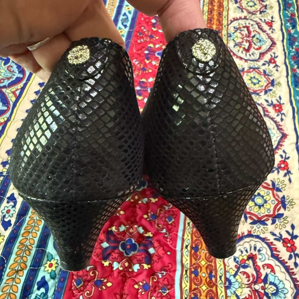 Anne Klein Black pumps - Picture 2 of 9